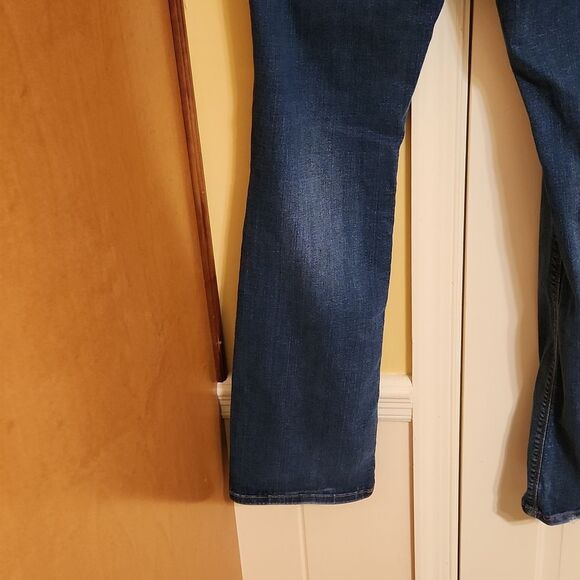 Kut From the Kloth Women's Bootcut Jeans w/ 2 Buttons & Zipper Size 14W - Picture 9 of 16